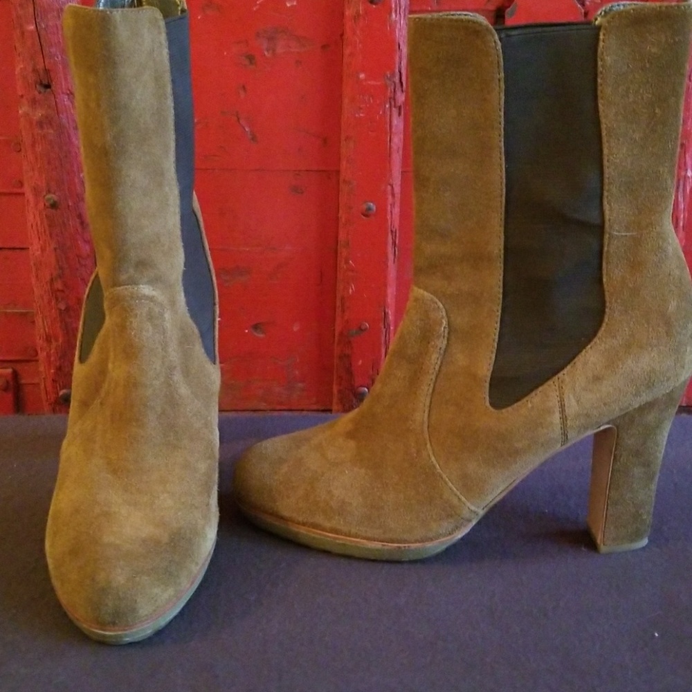 TALBOTS Leather Chantels sz10